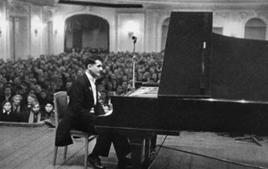 Daily Life in the Soviet Union During WWII: A Glimpse into Wartime Resilience - image 12