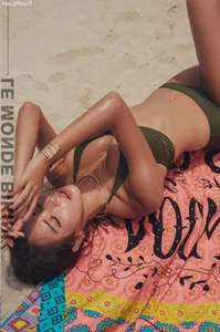 Park Da Hyun: Redefining Korean Fashion and Bikini Trends in 2024 - image 3
