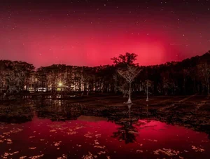 Solar Storms Trigger Spectacular Northern Lights Displays Across Northern Hemisphere - image 7
