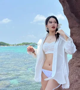 Striker Nham Manh Dung Girlfriend: Meet the Gorgeous Partner of the Football Star - image 8