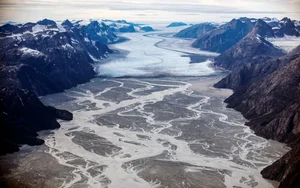 Greenland Geopolitics: Why the US Eyed the World's Largest Island - image 4