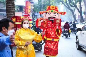 The High Cost of Arguments: Investing Millions in Gold for the God of Wealth Day - image 2