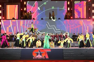 Spreading the Cultural Beauty of Hanoi to the Southern Provinces - image 4