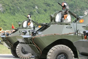Vietnam Showcases Advanced Domestic Missiles and UAVs at A80 Military Rehearsal - image 14