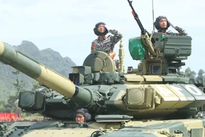 Vietnam Showcases Advanced Domestic Missiles and UAVs at A80 Military Rehearsal - image 31