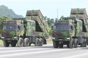 Vietnam Showcases Advanced Domestic Missiles and UAVs at A80 Military Rehearsal - image 4