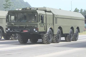 Vietnam Showcases Advanced Domestic Missiles and UAVs at A80 Military Rehearsal - image 12
