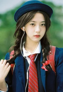 YiTuYu Art Language Vol.10488: A Stunning Portrait Collection Featuring Xiao Yang - image 3