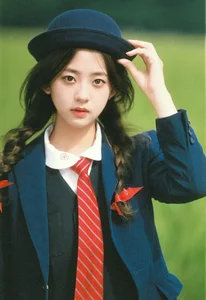 YiTuYu Art Language Vol.10488: A Stunning Portrait Collection Featuring Xiao Yang - image 10