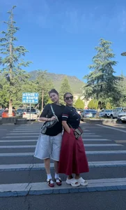 Vietnamese Celeb News: Kinh Quoc Addresses Rumors and Ha Anh’s Mother Vacation Scam - image 1