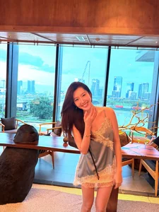Vietnamese Celeb News: Kinh Quoc Addresses Rumors and Ha Anh’s Mother Vacation Scam - image 4