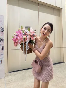 Vietnamese Celeb News: Kinh Quoc Addresses Rumors and Ha Anh’s Mother Vacation Scam - image 53