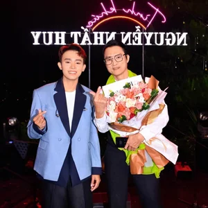 Vietnamese Celeb News: Kinh Quoc Addresses Rumors and Ha Anh’s Mother Vacation Scam - image 45