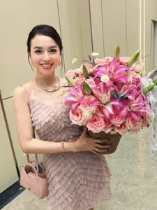 Vietnamese Celeb News: Kinh Quoc Addresses Rumors and Ha Anh’s Mother Vacation Scam - image 20