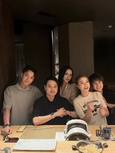 Vietnamese Celeb News: Kinh Quoc Addresses Rumors and Ha Anh’s Mother Vacation Scam - image 7