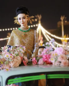 Fan Bingbing Captivates Thailand with Her Timeless Beauty and Iconic Red Carpet Style - image 0
