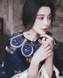 Fan Bingbing Captivates Thailand with Her Timeless Beauty and Iconic Red Carpet Style - image 5
