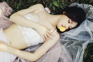YiTuYu Art Language Vol.9812: Exploring the Aesthetic Beauty of Dong Dong (38P) - image 3