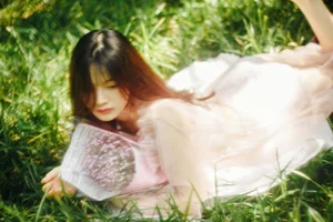 YiTuYu Art Language Vol.9812: Exploring the Aesthetic Beauty of Dong Dong (38P) - image 22