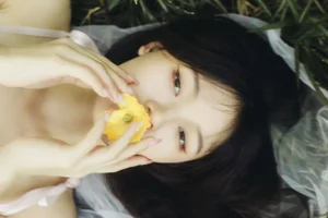 YiTuYu Art Language Vol.9812: Exploring the Aesthetic Beauty of Dong Dong (38P) - image 12