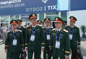 Vietnam Expands Strategic Defense Partnerships at Eurosatory International Exhibition - image 4