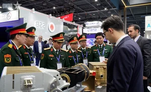 Vietnam Expands Strategic Defense Partnerships at Eurosatory International Exhibition - image 2