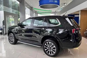 Ford Everest 2.3L EcoBoost Petrol Variant Set for Vietnam Launch - image 7