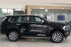 Ford Everest 2.3L EcoBoost Petrol Variant Set for Vietnam Launch - image 6