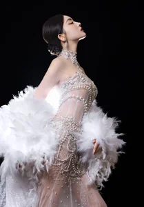 Guli Nazha Stuns on Red Carpet in Luxury Dress by Vietnamese Designer - image 0
