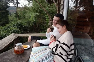 Singer Ngoc Son Releases Medical Results to Debunk Malicious Rumors - image 0