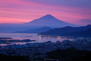 Photographer Captures Breathtaking New Perspectives of Mount Fuji - image 8