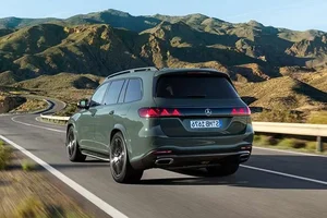2026 Mercedes-Benz GLS: The S-Class of SUVs Returns with New Luxury - image 4