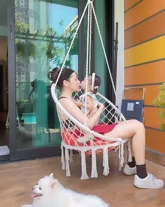 How Vietnamese Singer Bao Anh Embraces Motherhood and Life Changes with Her Daughter - image 1