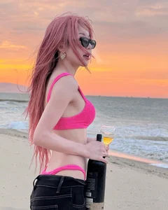 Sizzling Summer Vibes: Stars of 'Sisters Who Make Waves' Flaunt Bikini Looks - image 2