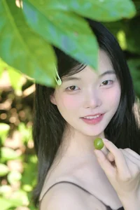 YiTuYu Art Language Vol.10570 featuring Xing Yun Tang Yuan - image 2