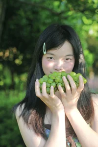 YiTuYu Art Language Vol.10570 featuring Xing Yun Tang Yuan - image 7