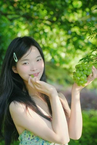 YiTuYu Art Language Vol.10570 featuring Xing Yun Tang Yuan - image 4