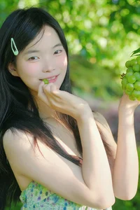 YiTuYu Art Language Vol.10570 featuring Xing Yun Tang Yuan - image 9