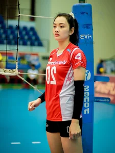 Vietnamese Volleyball Star Nguyen Thu Hoai Welcomes Lunar New Year - image 5