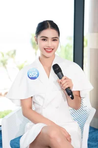 Rising Star: The Mixed-Race Beauty Trending in the Top 20 of Miss World Vietnam - image 2
