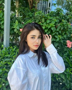 Rising Star: The Mixed-Race Beauty Trending in the Top 20 of Miss World Vietnam - image 10