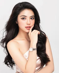 Rising Star: The Mixed-Race Beauty Trending in the Top 20 of Miss World Vietnam - image 3