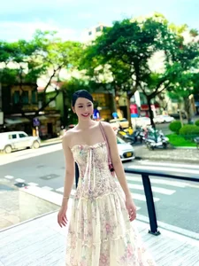 Midu Reveals Elegant Wedding Invitations and Miss Grand Thuy Tien Celebrates Master’s Degree Graduation - image 1