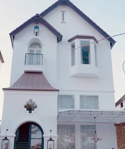 Son Tung M-TP Dedicates New Song to Fans and Le Quyen Reveals Her Luxurious Da Lat Villa - image 3