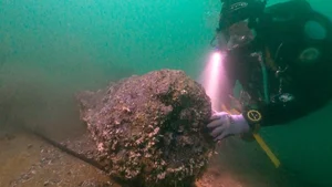 The Mystery of Vanishing Warships: A High-Stakes Race Beneath the Waves - image 1