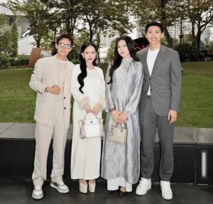 Two High-Society Moms Turn Heads with Matching Luxury Outfits - image 7