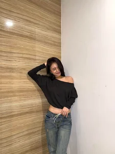 Daughter of Wushu Queen Thuy Hien Prepares for Music Debut - image 0