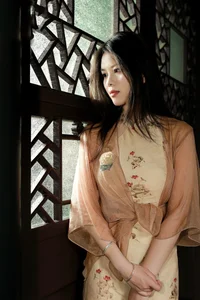 Elegant Portraiture: Zi Han in YiTuYu Art Language Vol.5019 Gallery - image 9