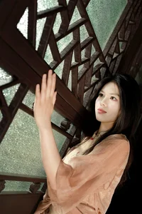 Elegant Portraiture: Zi Han in YiTuYu Art Language Vol.5019 Gallery - image 4