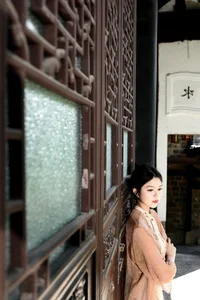 Elegant Portraiture: Zi Han in YiTuYu Art Language Vol.5019 Gallery - image 2